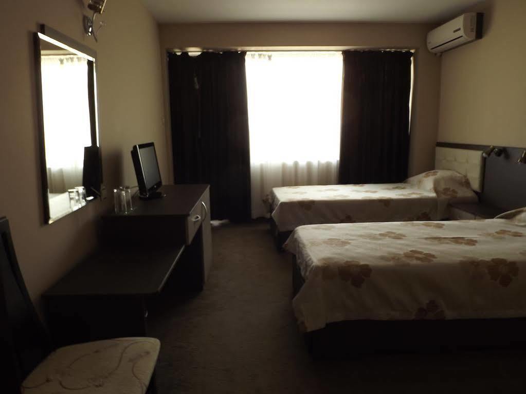 Hotel Bulgaria Petrich (Blagoevgrad) Buitenkant foto
